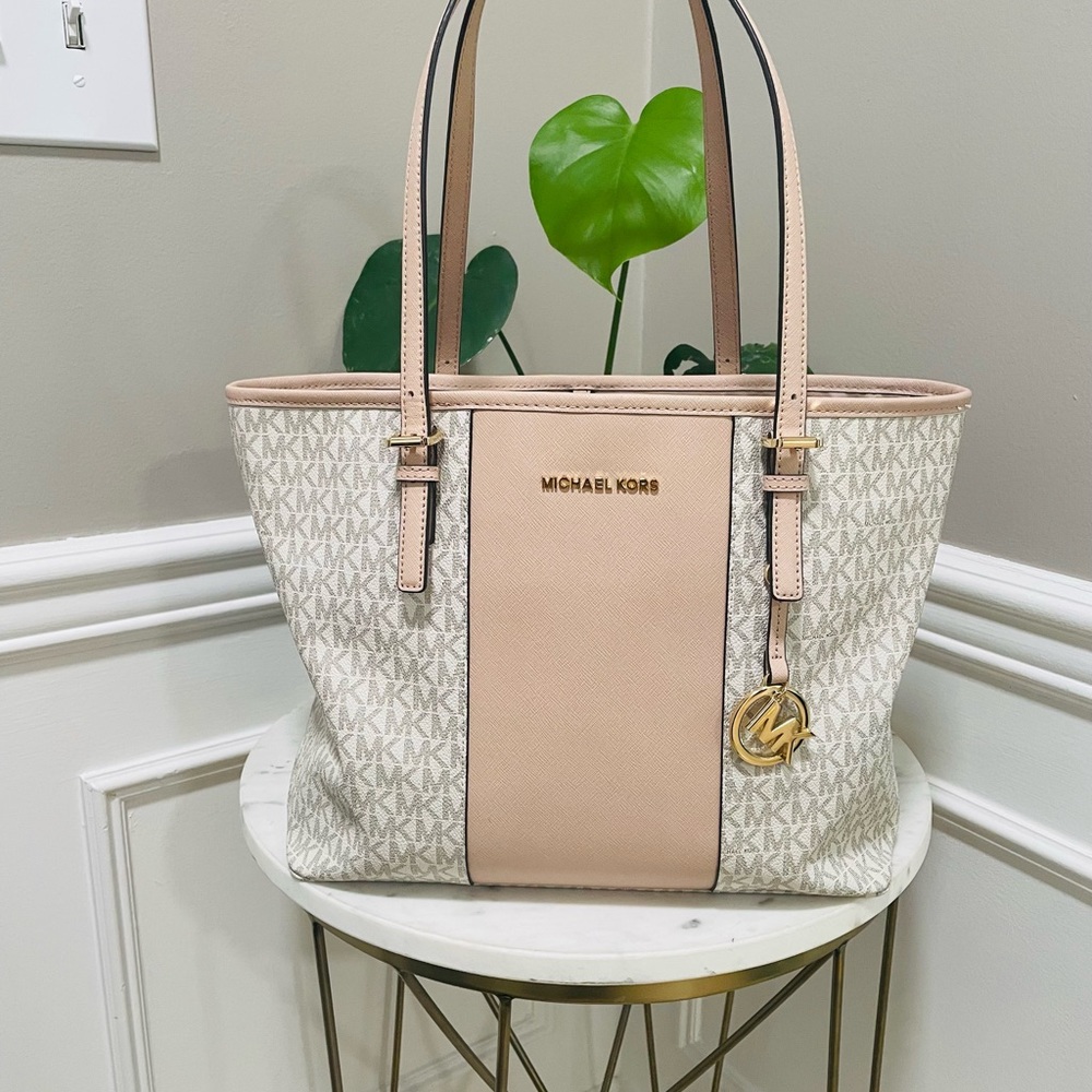 Michael Kors jet set tote